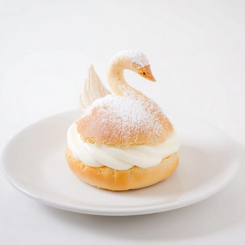 Elegant Swan Mini Pastries